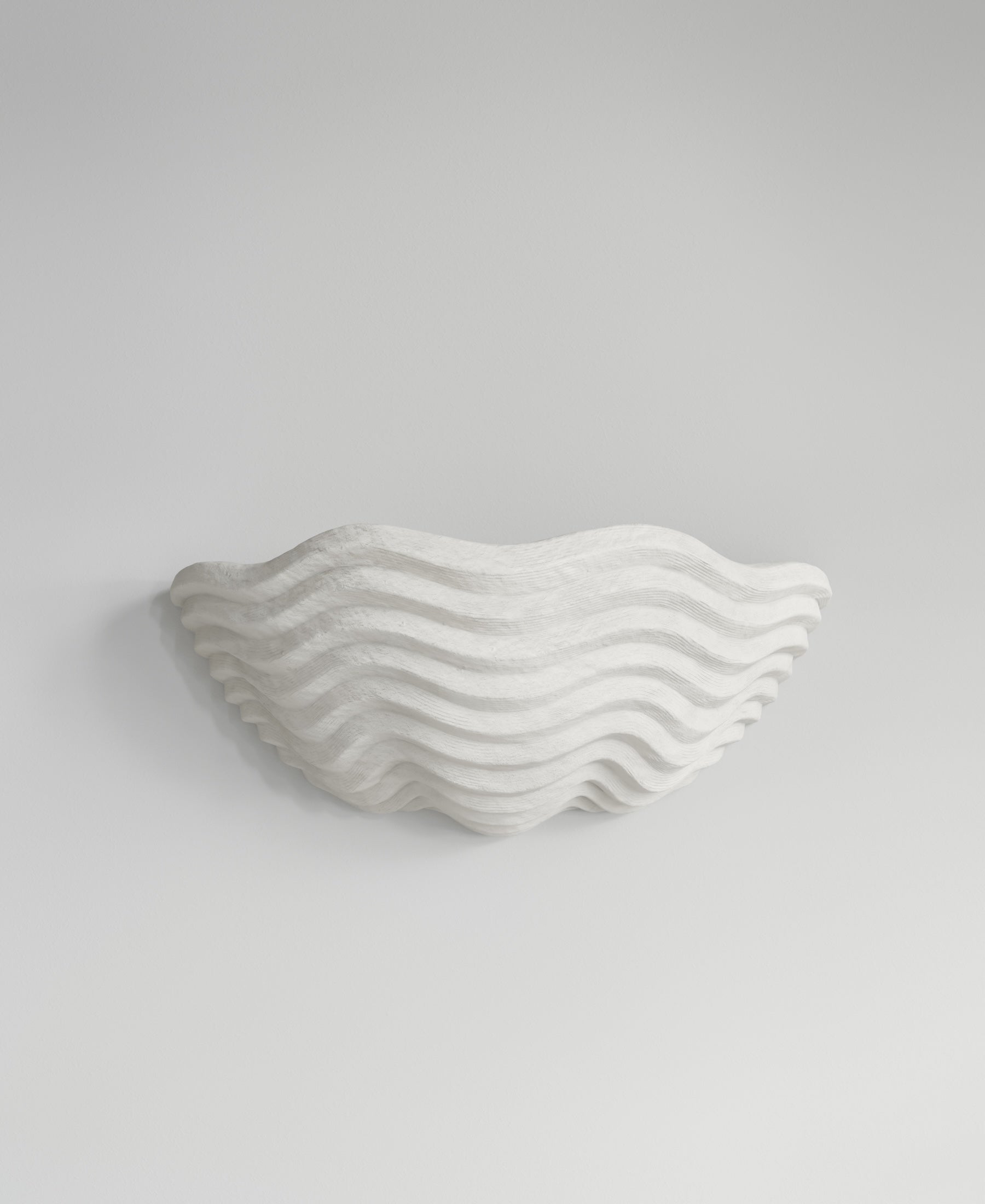 Clam Sconce, front view, sculptural resin wall sconce