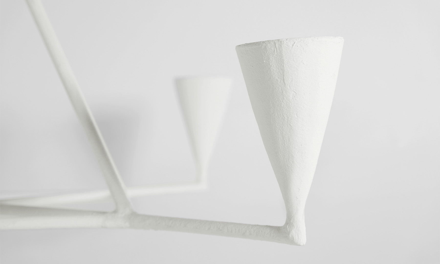 TheEND_2025_253IWLI00121_area hanging light_white resin plaster_2