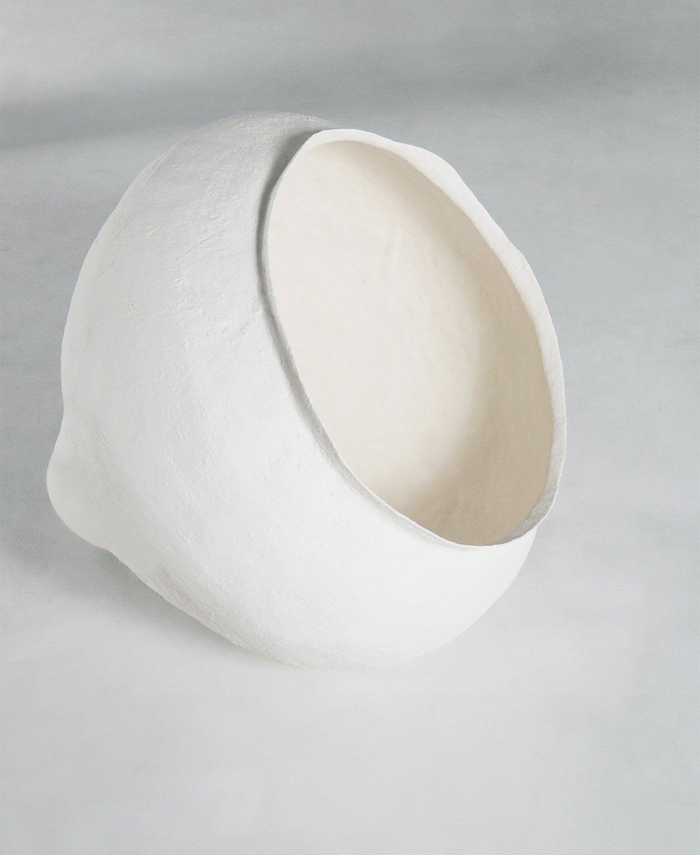 Bloom Vase, side profile view, ceramic vase