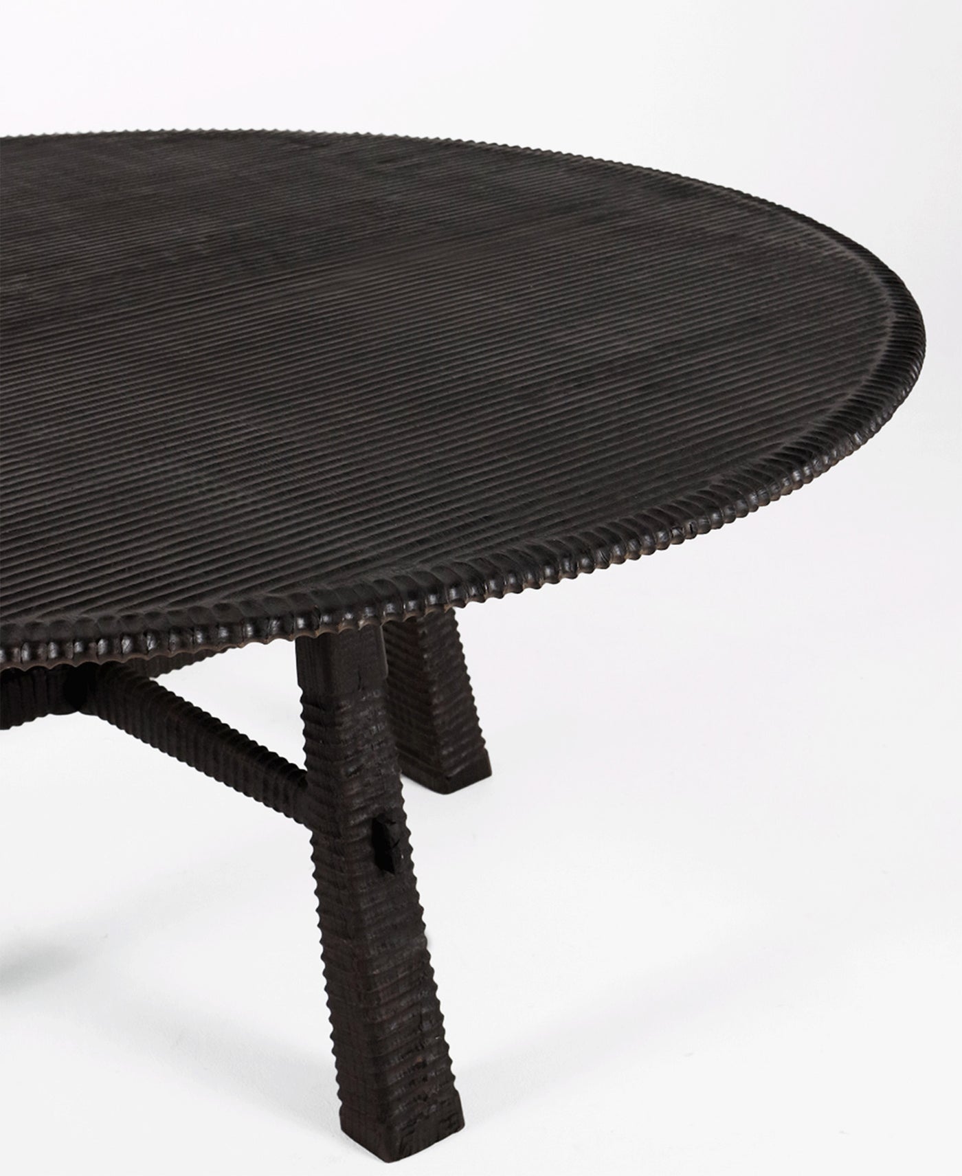 Maui Round Dining Table 1.8m, close-up of surface and edge detail