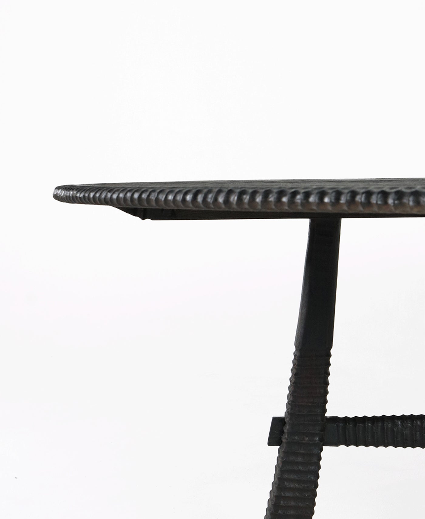 Maui Round Dining Table 1.5m, close-up of table edge, teak timber